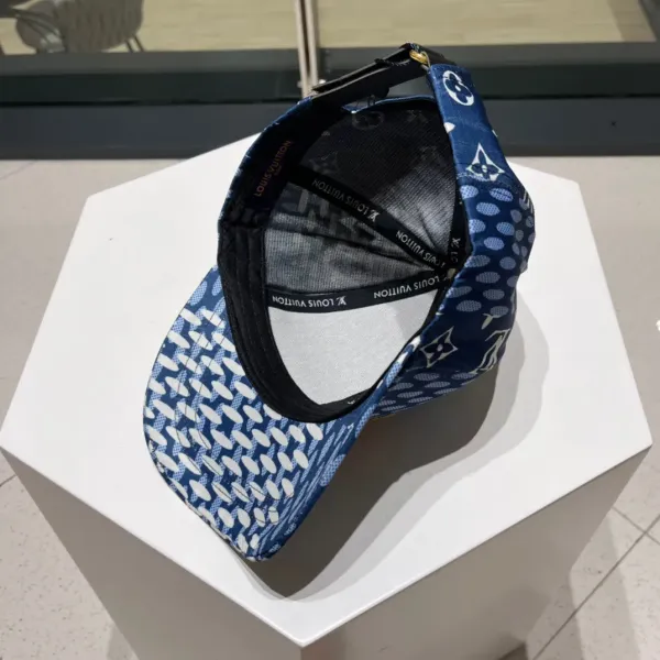 LV 【LOUIS VUITTON  ルイヴィトン】【数量限定】 野球帽 / ハット 241011