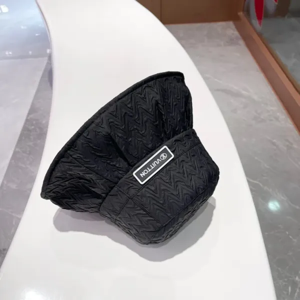 LOUIS VUITTON(ルイヴィトン )フィッシャーマンズハット
