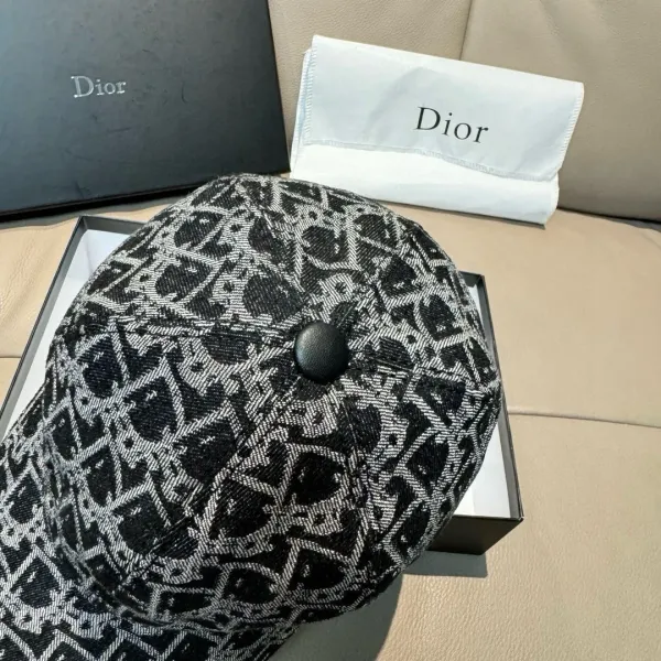 【DIOR ディオール 】【数量限定】 野球帽 / ハット 241125