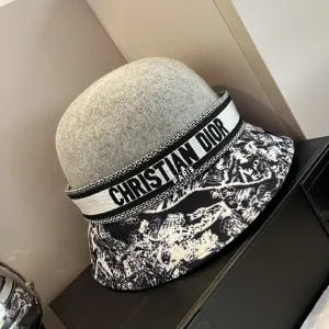 DIOR ( ディオール )フィッシャーマンズハット 241010 DIOR ( ディオール )フィッシャーマンズハット 241010