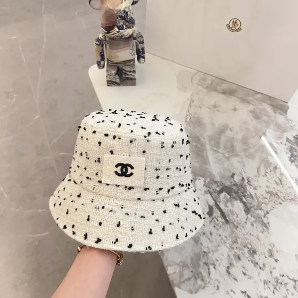 CHANEL(シャネル)フィッシャーマンズハット 240904