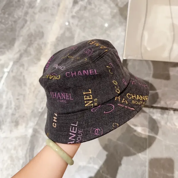 CHANEL(シャネル)フィッシャーマンズハット 240904