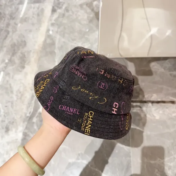 CHANEL(シャネル)フィッシャーマンズハット 240904
