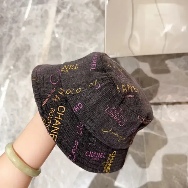 CHANEL(シャネル)フィッシャーマンズハット 240904