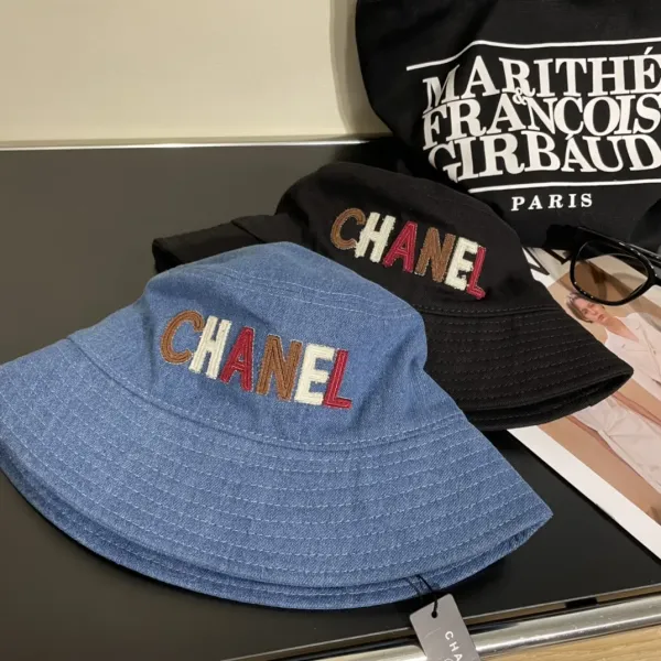 CHANEL(シャネル)フィッシャーマンズハット 240904