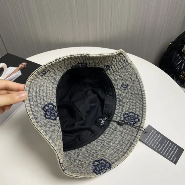 CHANEL(シャネル)フィッシャーマンズハット 240904