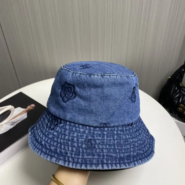 CHANEL(シャネル)フィッシャーマンズハット 240904