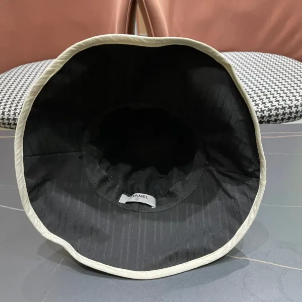 CHANEL(シャネル)フィッシャーマンズハット 240904