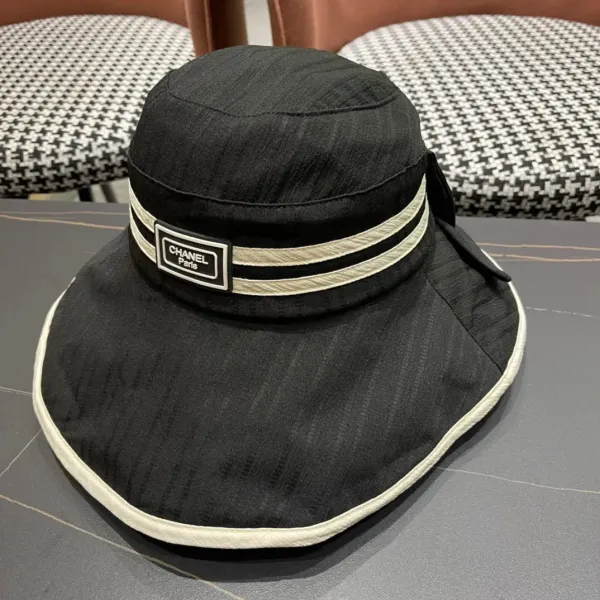 CHANEL(シャネル)フィッシャーマンズハット 240904
