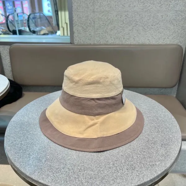 CHANEL (シャネル)フィッシャーマンズハット