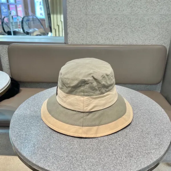 CHANEL (シャネル)フィッシャーマンズハット