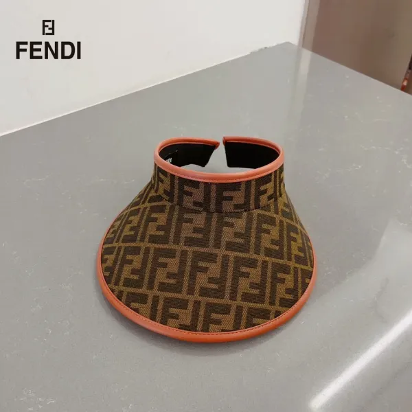 【FENDI  フェンディ】【数量限定】空のシルクハット