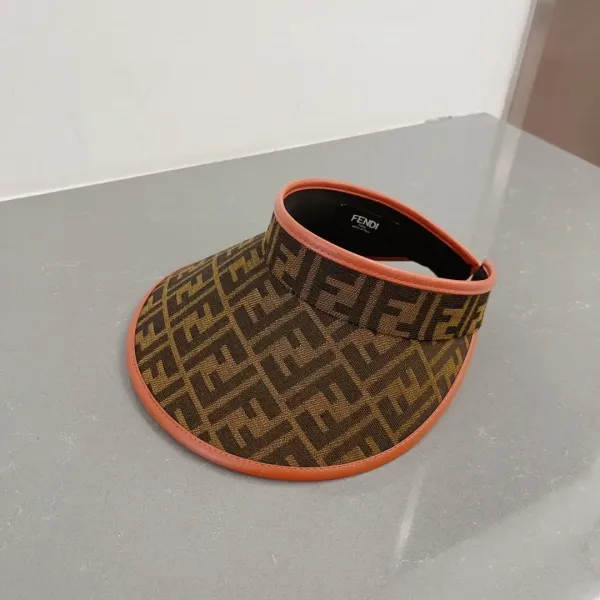 【FENDI  フェンディ】【数量限定】空のシルクハット