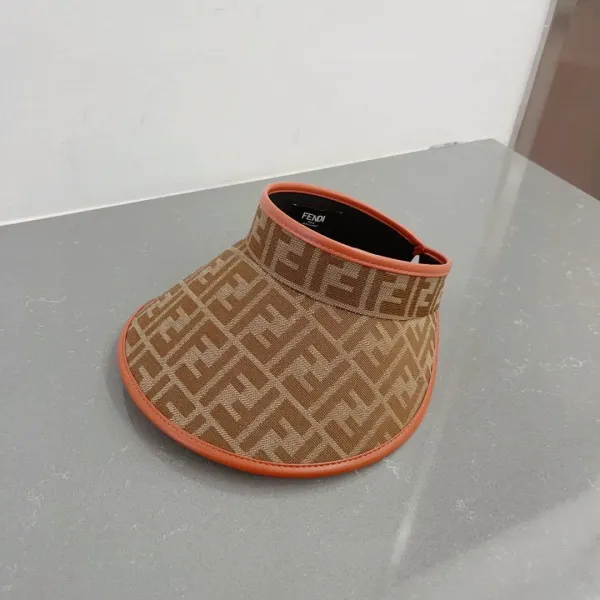 【FENDI  フェンディ】【数量限定】空のシルクハット