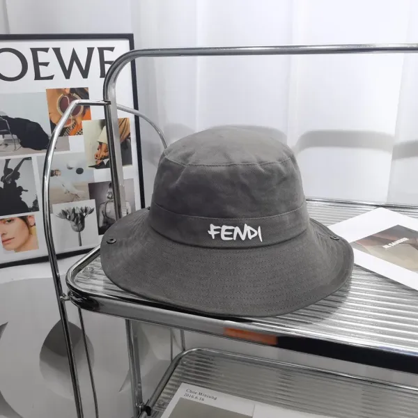 FENDI(フェンディ)フィッシャーマンズハット