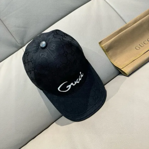 【GUCCI  クッチ 】【数量限定】 野球帽 / ハット  241126