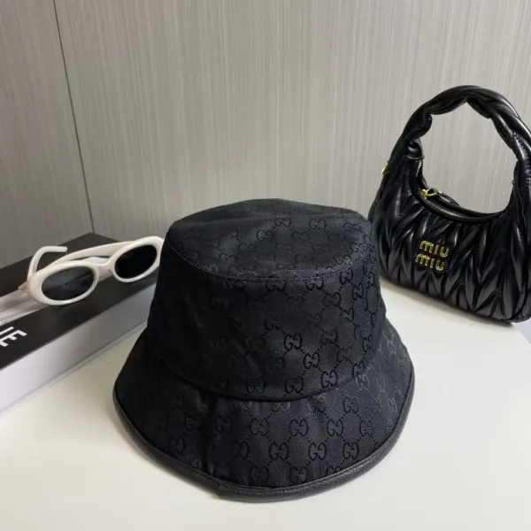 GUCCI(グッチ)フィッシャーマンズハット 240904