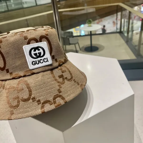 GUCCI(グッチ)フィッシャーマンズハット 240904