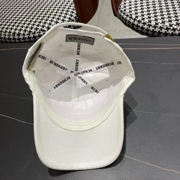 【BURBERRY  バーバリー】【数量限定】 野球帽 / ハット 241011
