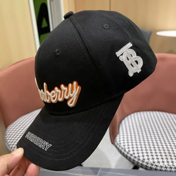 【BURBERRY  バーバリー】【数量限定】 野球帽 / ハット 241011