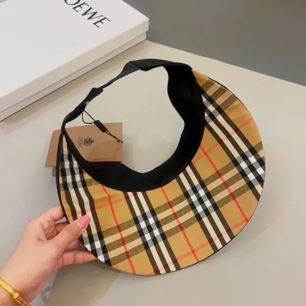 【BURBERRY  バーバリー】【数量限定】空のシルクハット