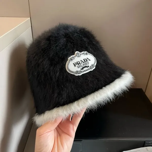 PRADA (プラダ)フィッシャーマンズハット  241125