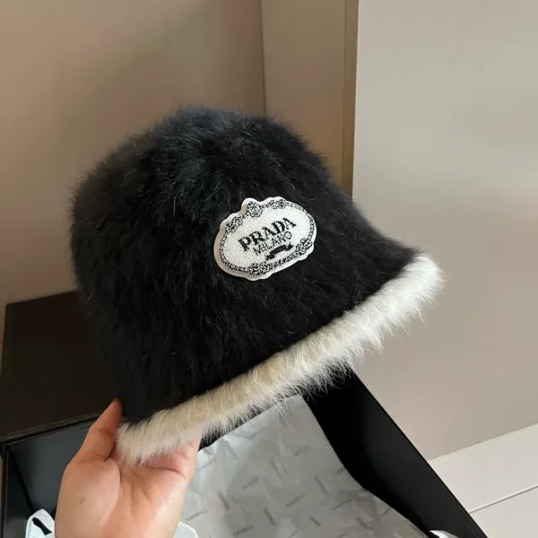 PRADA (プラダ)フィッシャーマンズハット  241125