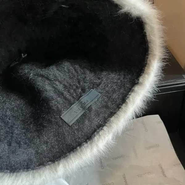 PRADA (プラダ)フィッシャーマンズハット  241125