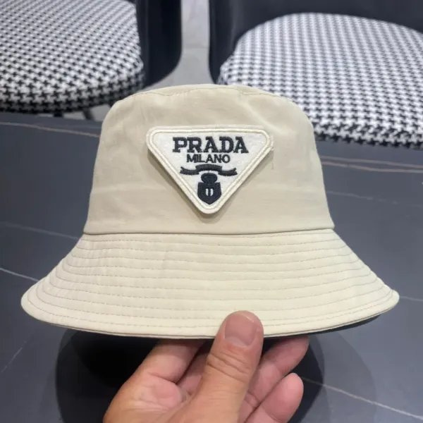 PRADA (プラダ)フィッシャーマンズハット 240904