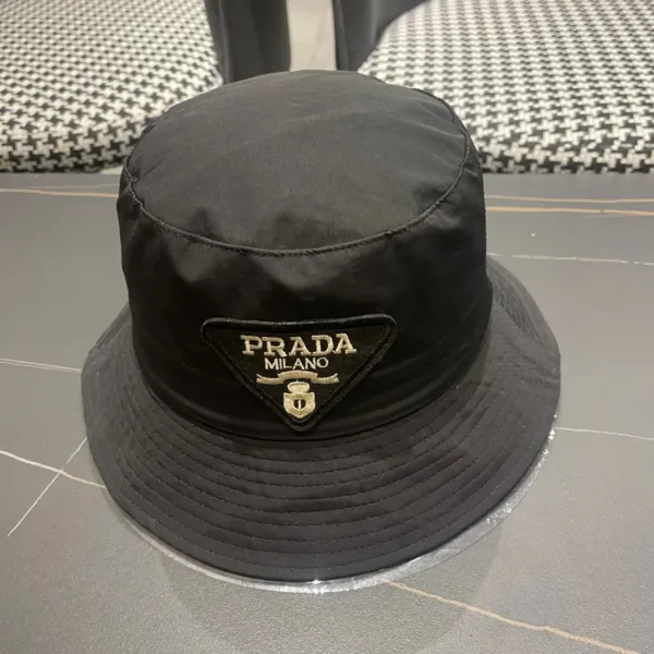 PRADA (プラダ)フィッシャーマンズハット 240904