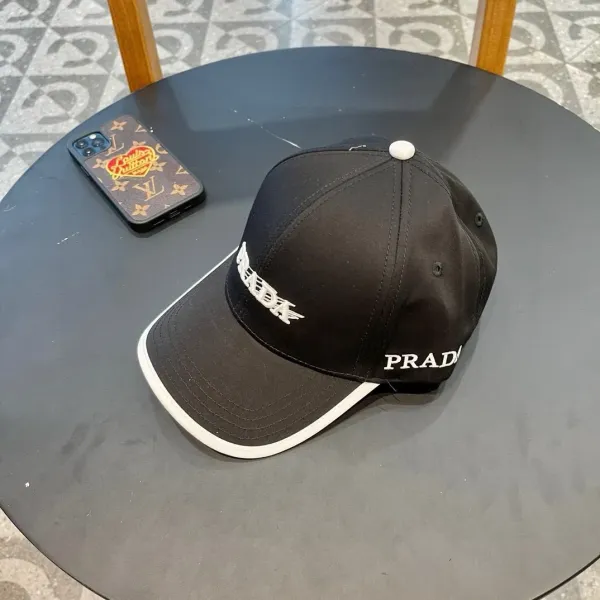 【PRADA  プラダ】【数量限定】 野球帽 / ハット
