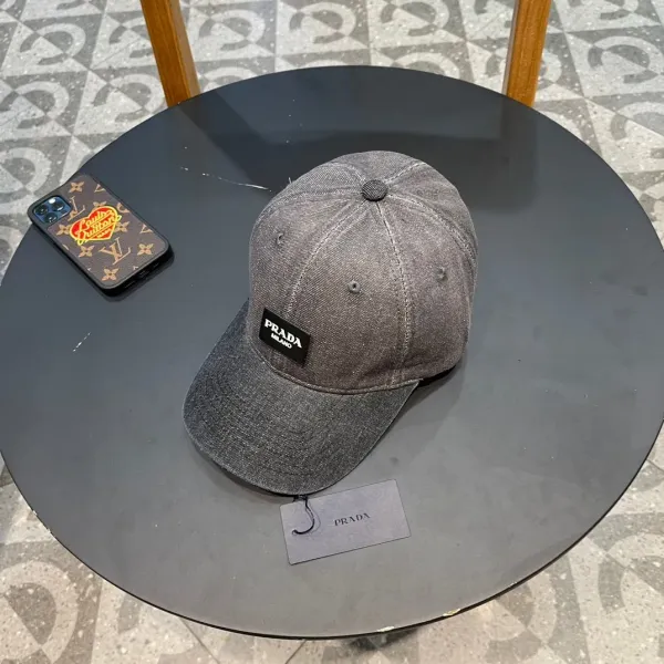 【PRADA  プラダ】【数量限定】 野球帽 / ハット