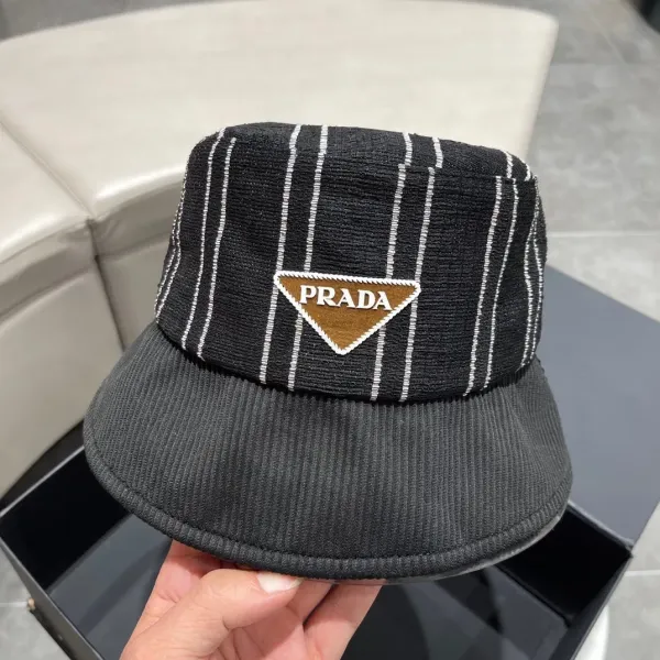 PRADA (プラダ)フィッシャーマンズハット
