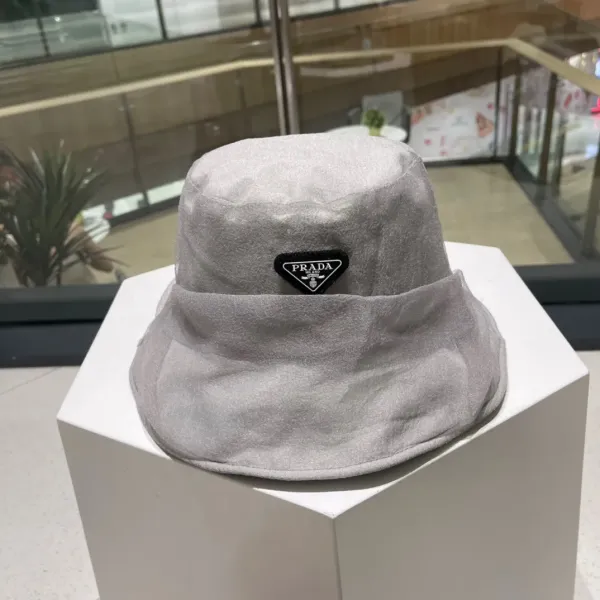 PRADA (プラダ)フィッシャーマンズハット