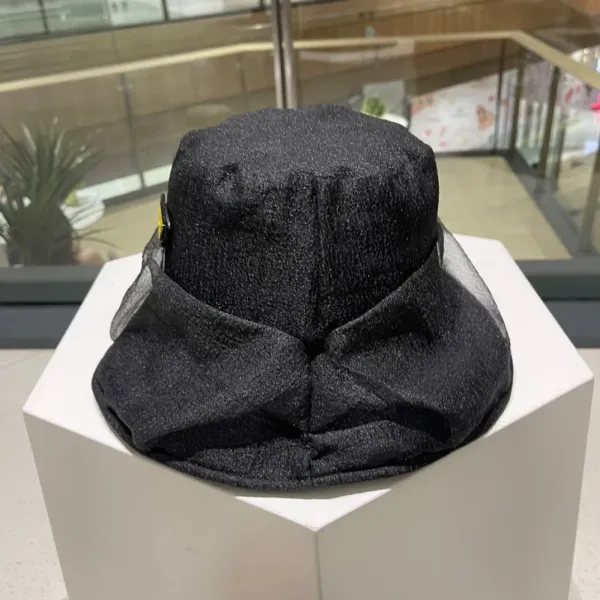 PRADA (プラダ)フィッシャーマンズハット