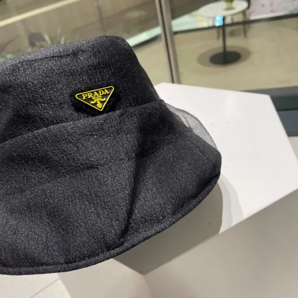 PRADA (プラダ)フィッシャーマンズハット