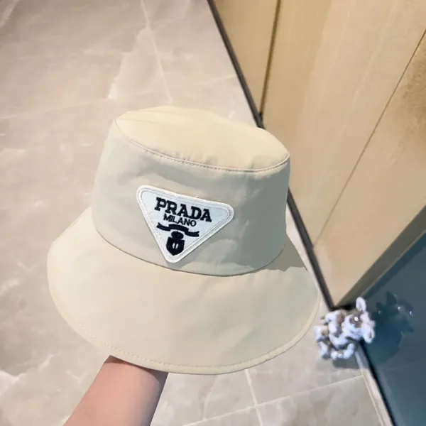 PRADA (プラダ)フィッシャーマンズハット