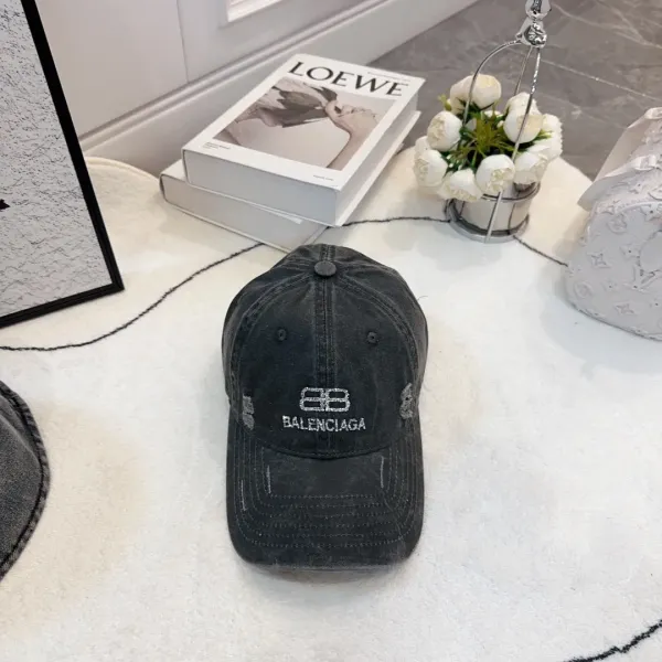 【BALENCIAGA バレンシアガ】【数量限定】 野球帽 / ハット