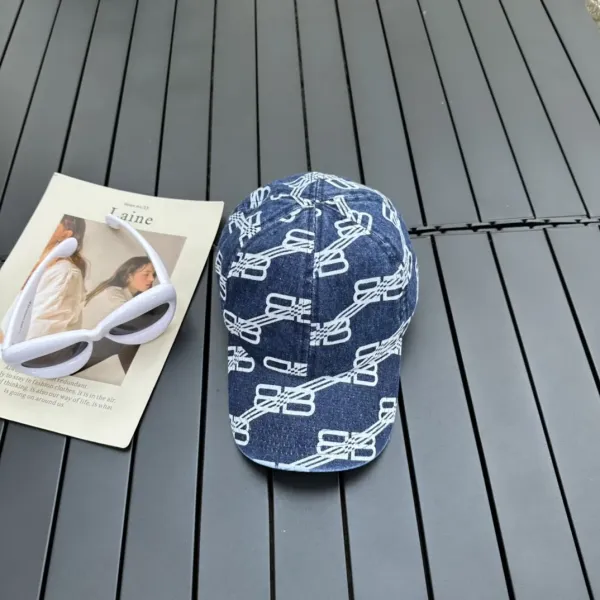 【BALENCIAGA   バレンシアガ】【数量限定】 野球帽 / ハット