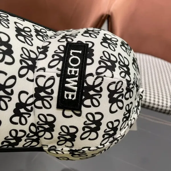 【LOEWE ロエベ 】【数量限定】 野球帽 / ハット  241126