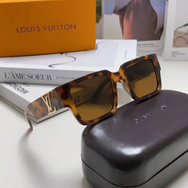 LV LOUIS VUITTON (  ルイヴィトン ) サングラス 241012