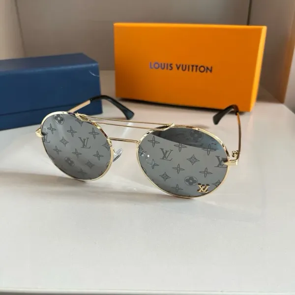 LV LOUIS VUITTON (  ルイヴィトン ) サングラス 241012