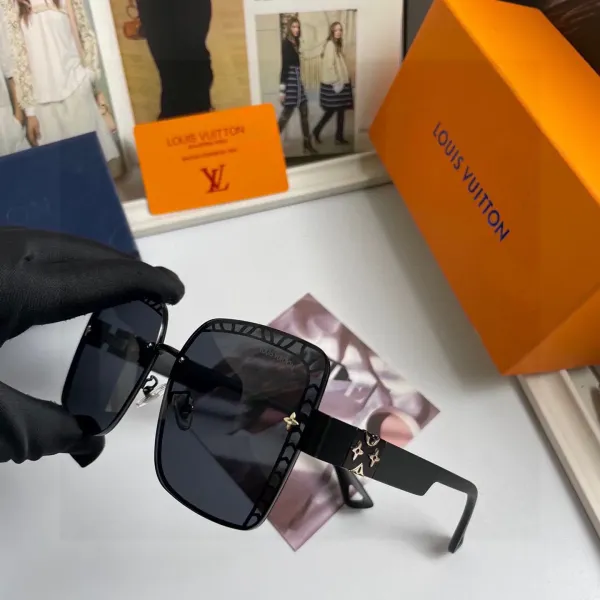 LOUIS VUITTON(ルイヴィトン) サングラス 24706