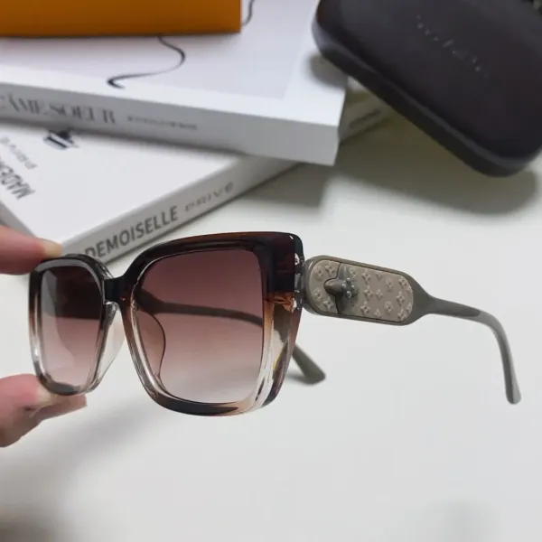 LOUIS VUITTON(ルイヴィトン) サングラス 24706