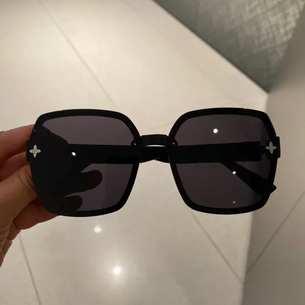 LOUIS VUITTON(ルイヴィトン) サングラス