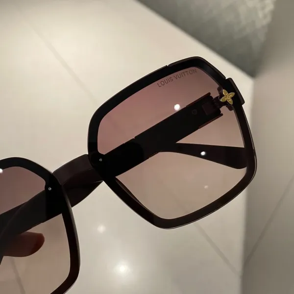 LOUIS VUITTON(ルイヴィトン) サングラス