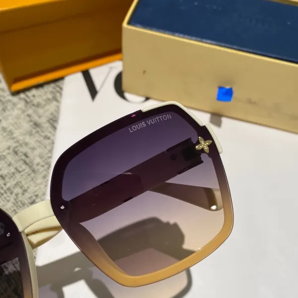 LOUIS VUITTON(ルイヴィトン) サングラス