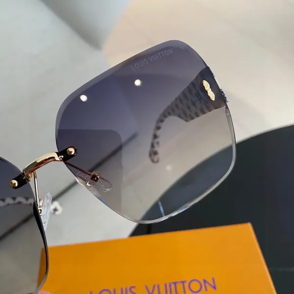 LOUIS VUITTON(ルイヴィトン) サングラス