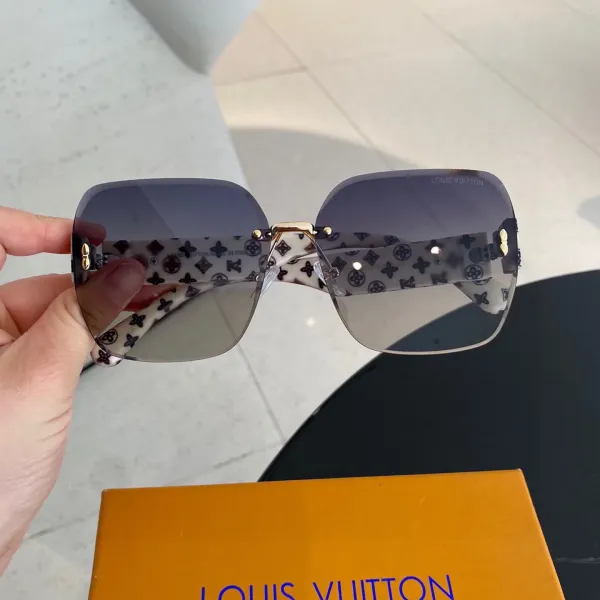 LOUIS VUITTON(ルイヴィトン) サングラス