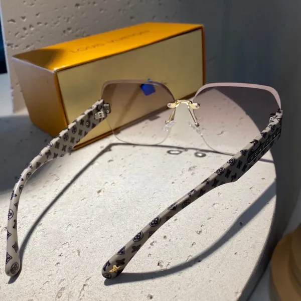 LOUIS VUITTON(ルイヴィトン) サングラス